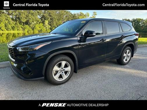 2024 Toyota Highlander LE