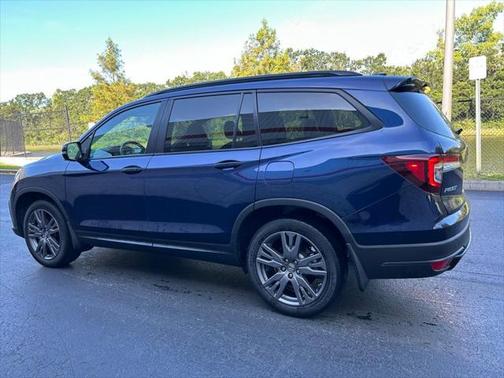 2022 Honda Pilot 2WD Sport