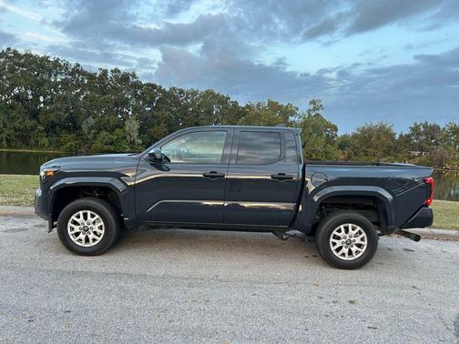 2025 Toyota Tacoma SR