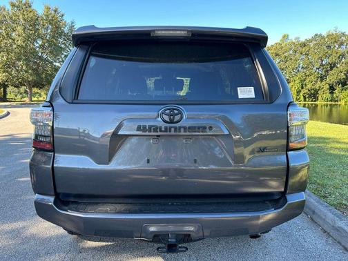 2021 Toyota 4Runner SR5