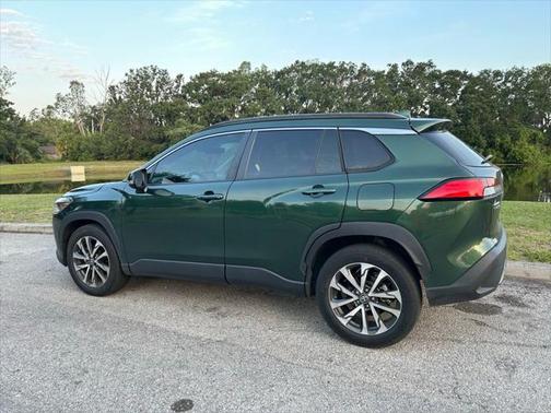 2022 Toyota Corolla Cross XLE