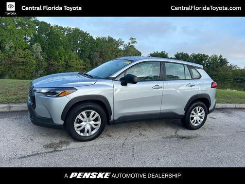 Sonic Silver 2025 Toyota Corolla Cross L