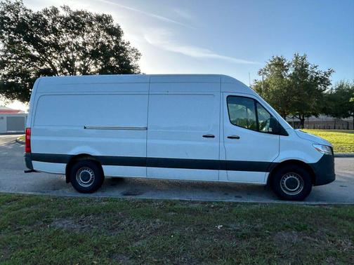 2023 Mercedes-Benz Sprinter 2500 High Roof