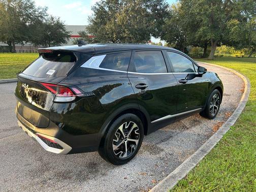 2024 Kia Sportage EX