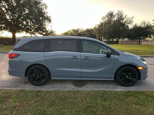 2024 Honda Odyssey Sport