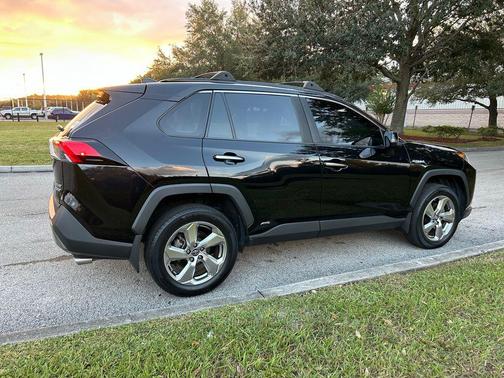 2019 Toyota RAV4 Hybrid Limited