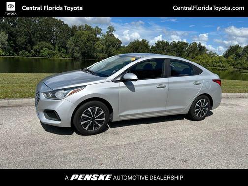 2019 Hyundai Accent SE