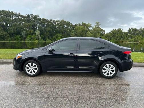 2024 Toyota Corolla Hybrid LE