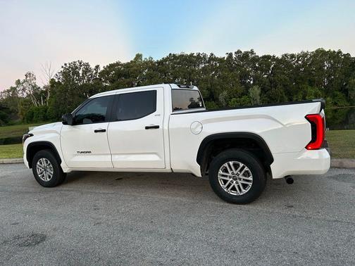 2024 Toyota Tundra SR5