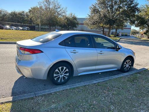 2022 Toyota Corolla Hybrid SE