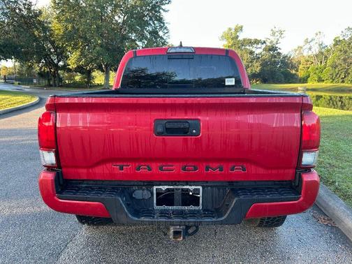 2018 Toyota Tacoma TRD Sport