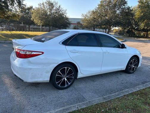 2017 Toyota Camry XSE