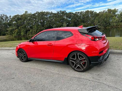 2022 Hyundai Veloster N Base