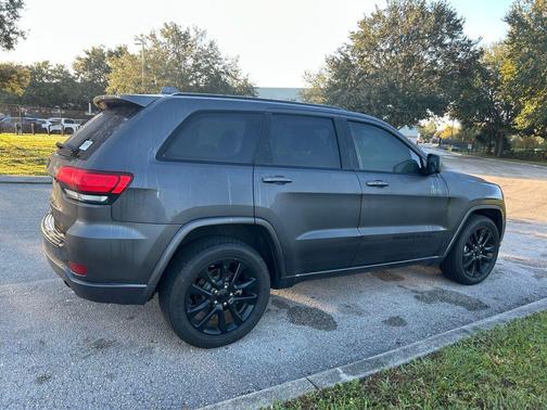 2018 Jeep Grand Cherokee Altitude