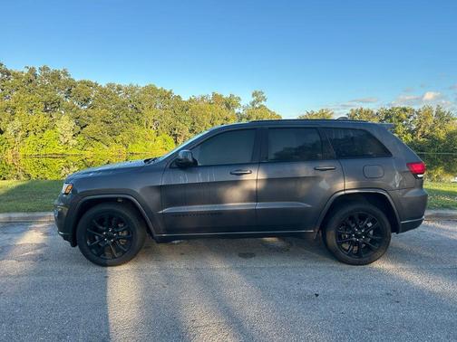 2018 Jeep Grand Cherokee Altitude
