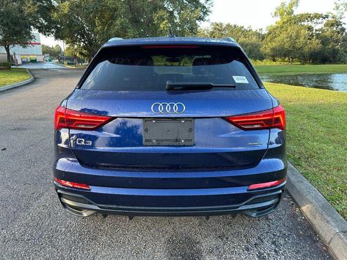 2021 Audi Q3 45 S line Premium