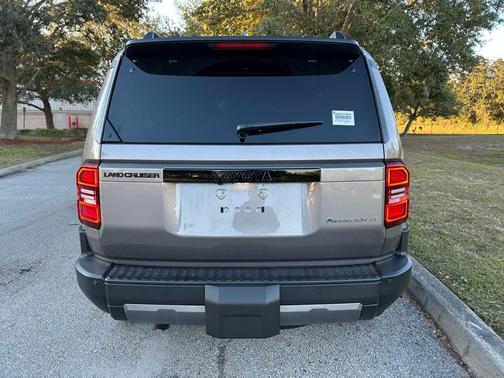 2025 Toyota Land Cruiser Base