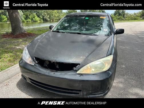Super White 2004 Toyota Camry LE