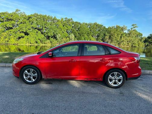 RACE RED 2014 Ford Focus SE