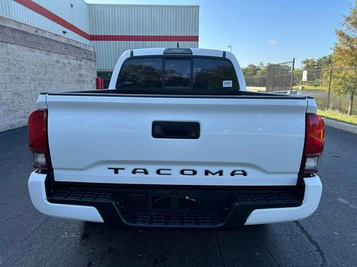 2018 Toyota Tacoma SR5