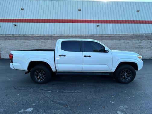 2018 Toyota Tacoma SR5
