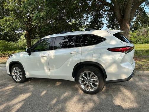 2023 Toyota Highlander Limited