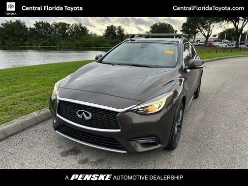 Chestnut Bronze 2017 INFINITI QX30 Premium