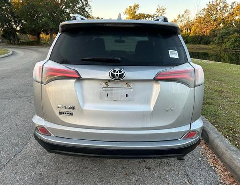 2016 Toyota RAV4 LE