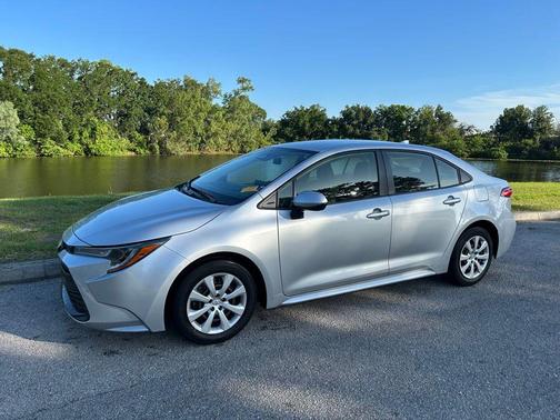 Classic Silver Metallic 2023 Toyota Corolla LE