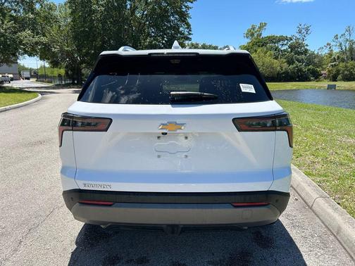 Summit White 2025 Chevrolet Equinox 1LT