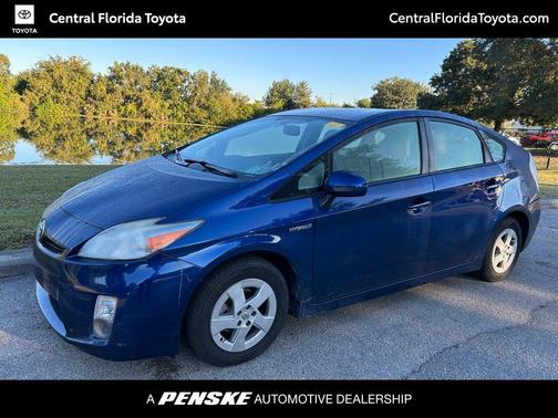 2010 Toyota Prius III