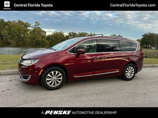 2019 Chrysler Pacifica Touring L