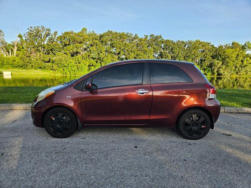 2010 Toyota Yaris Base