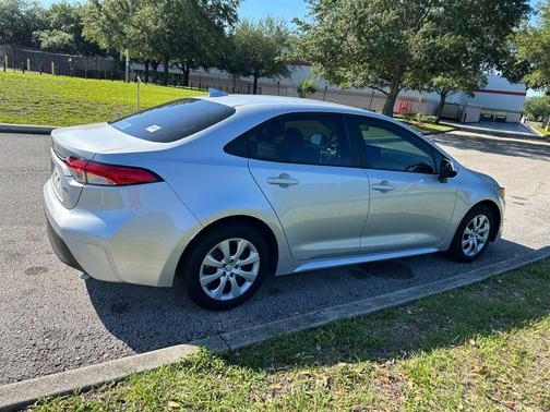 Classic Silver Metallic 2024 Toyota Corolla LE