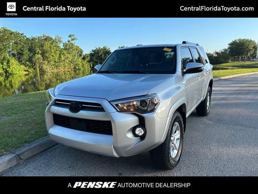Classic Silver Metallic 2024 Toyota 4Runner SR5 Premium
