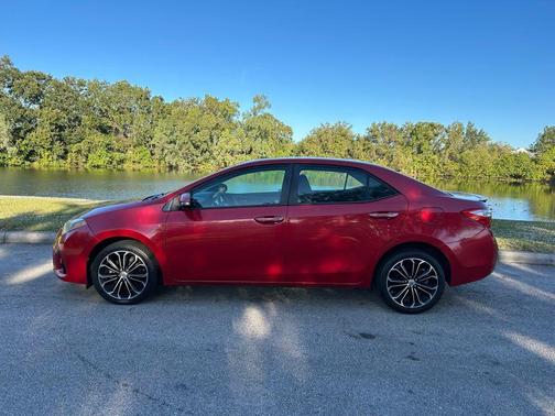 2015 Toyota Corolla S Plus