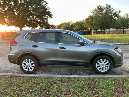 2018 Nissan Rogue S