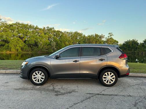 2018 Nissan Rogue S
