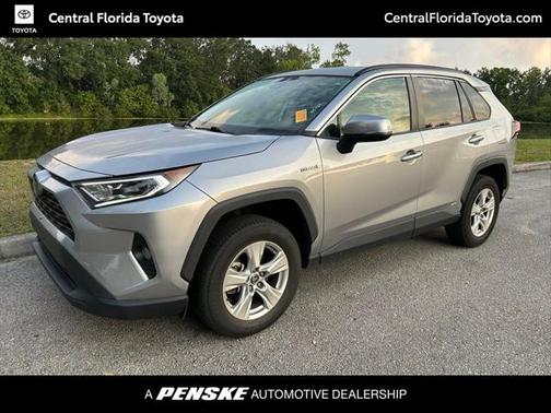2021 Toyota RAV4 Hybrid XLE