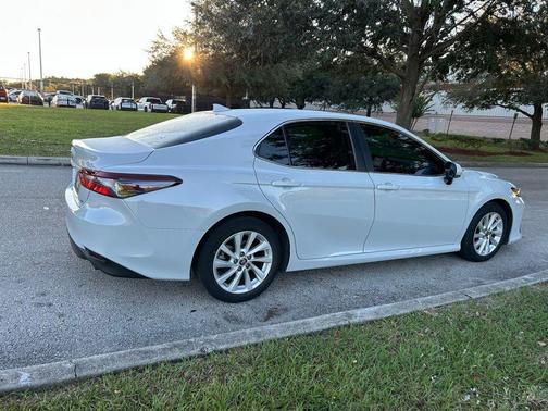 2024 Toyota Camry LE