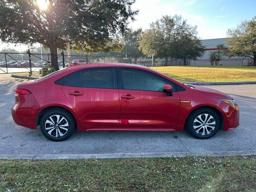 2021 Toyota Corolla Hybrid SE