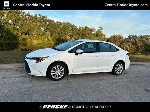 2022 Toyota Corolla LE