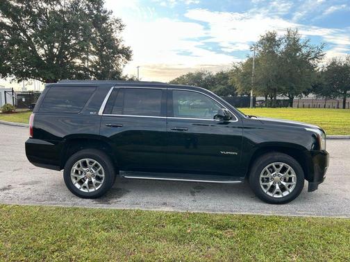2017 GMC Yukon SLT