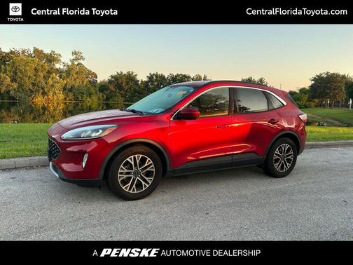 2020 Ford Escape SEL
