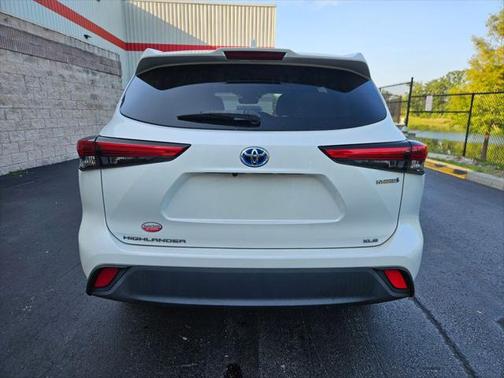 2020 Toyota Highlander Hybrid XLE