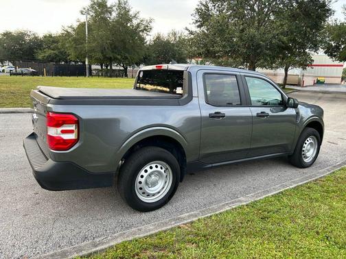 2023 Ford Maverick XL