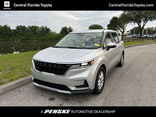 Silky Silver 2023 Kia Carnival LX