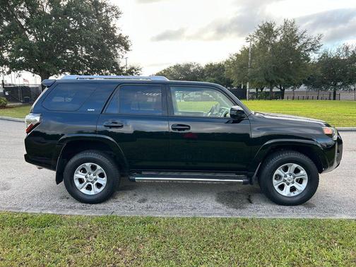 2017 Toyota 4Runner SR5