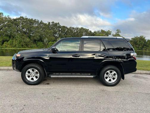 2017 Toyota 4Runner SR5