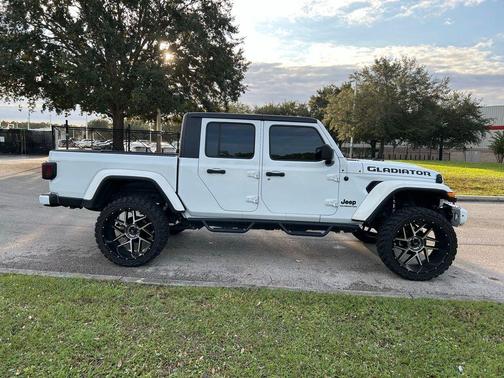 2020 Jeep Gladiator Sport S